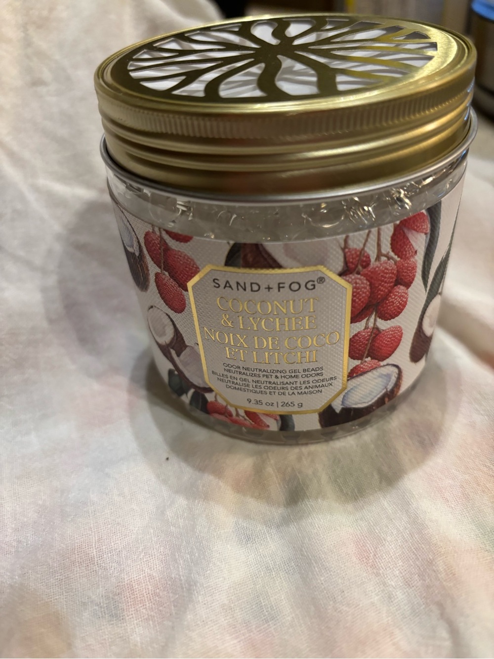 Sand+Fog Coconut & Lychee Gel Beads Air Freshener - Gold Lid, White/Red Label